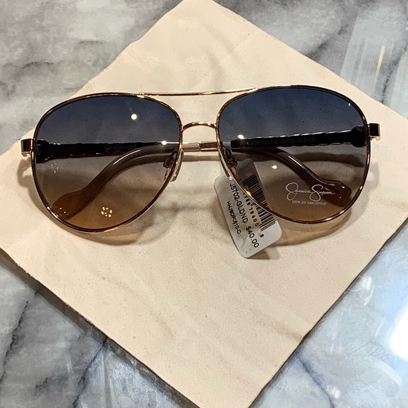 Jessica Simpson Accessories - Jessica Simpson Metal Aviator Sunglasses